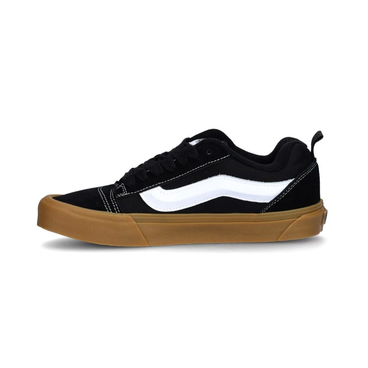 zapatilla-vans-knu-skool-black-gum-2