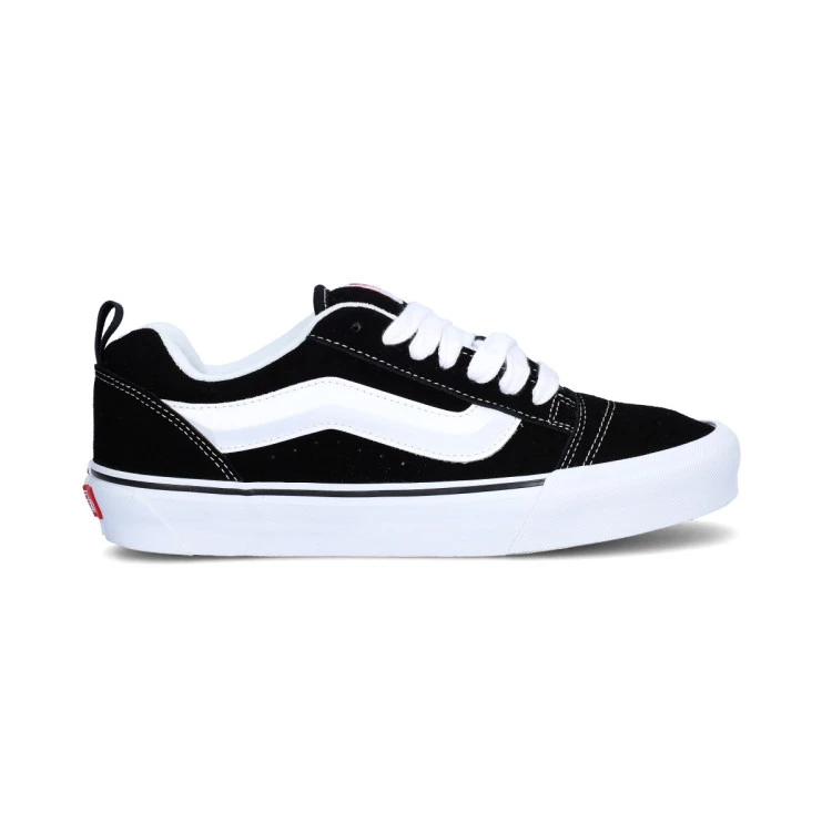 zapatilla-vans-knu-skool-black-true-white-1