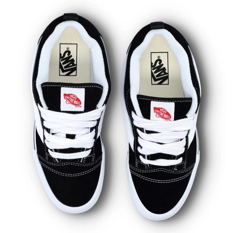 zapatilla-vans-knu-skool-black-true-white-4