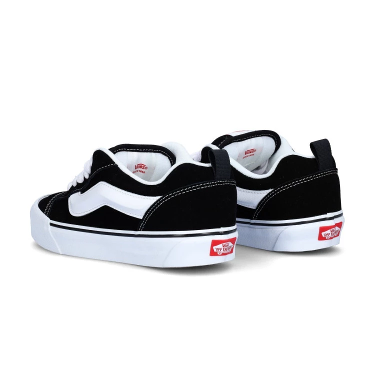 zapatilla-vans-knu-skool-black-true-white-5