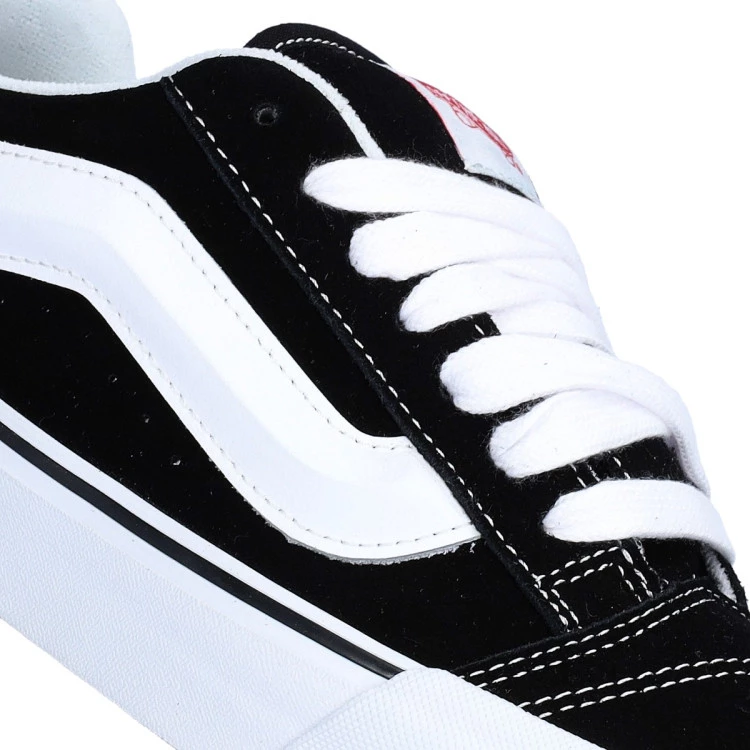 zapatilla-vans-knu-skool-black-true-white-7