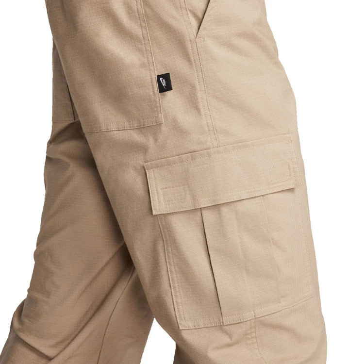 pantalon-largo-nike-club-cargo-sequoia-4