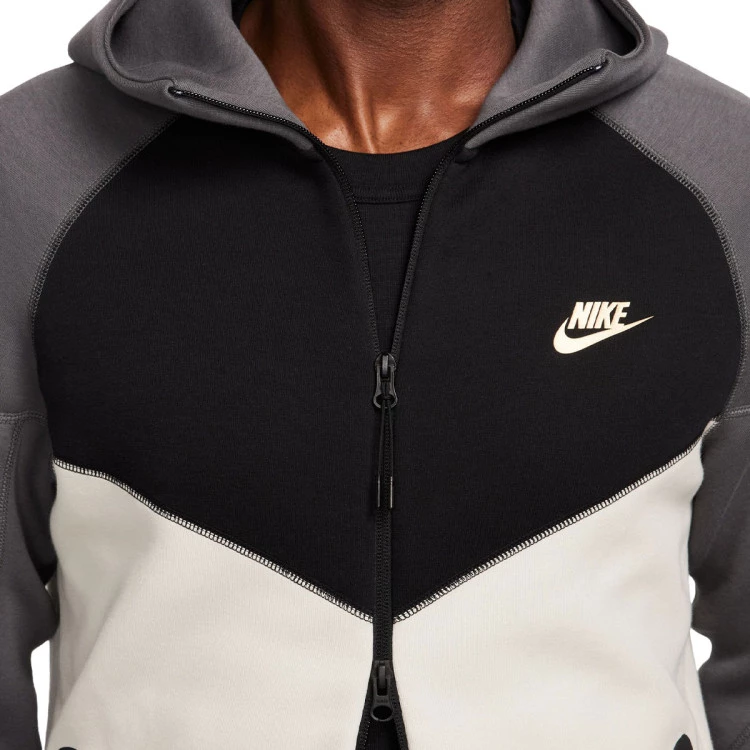 sudadera-nike-tech-fleece-windrunner-dark-olivine-320-2