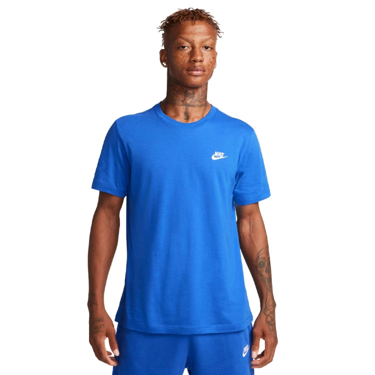 camiseta-nike-club-bungundy-0