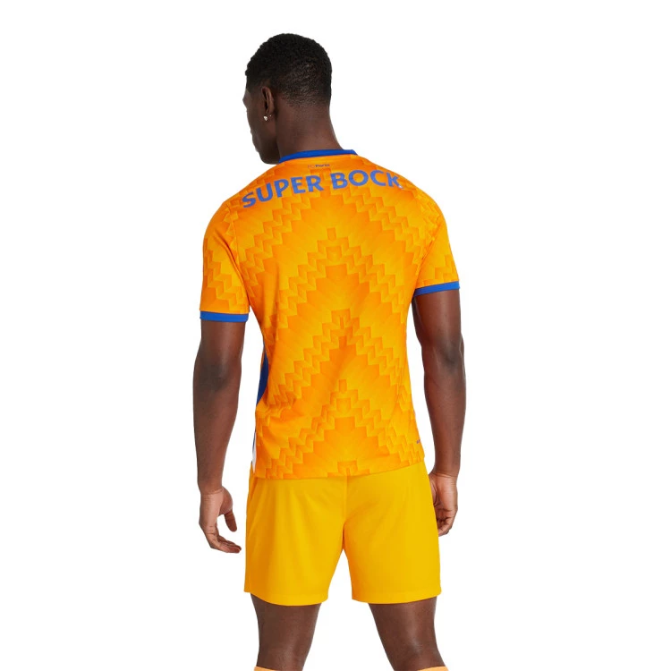 camiseta-new-balance-fc-porto-segunda-equipacion-2024-2025-yellow-1