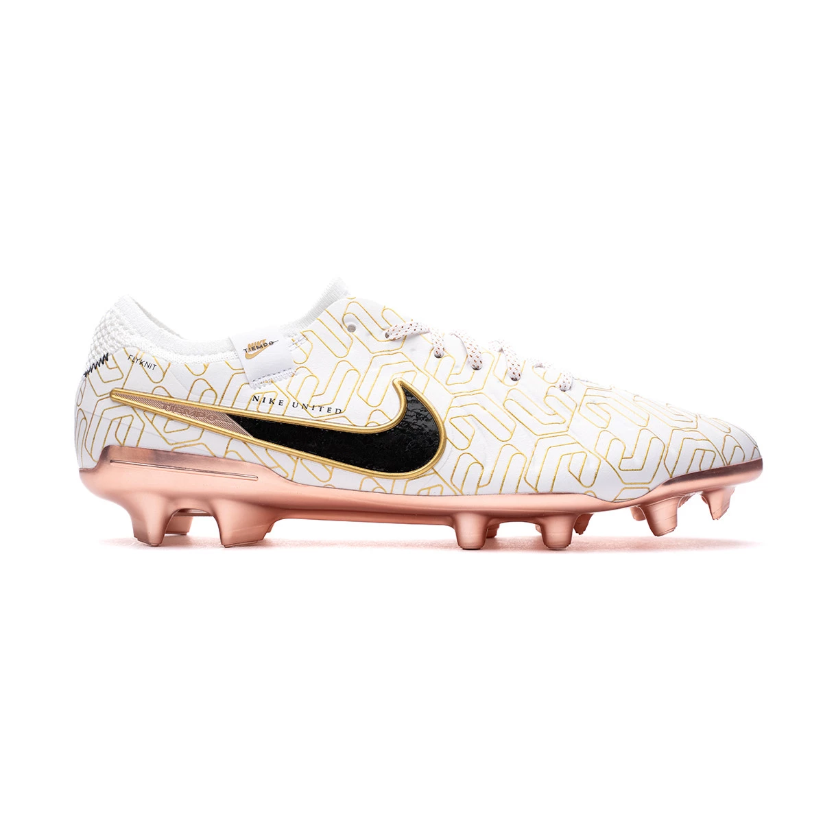 White and gold nike tiempo best sale football boots