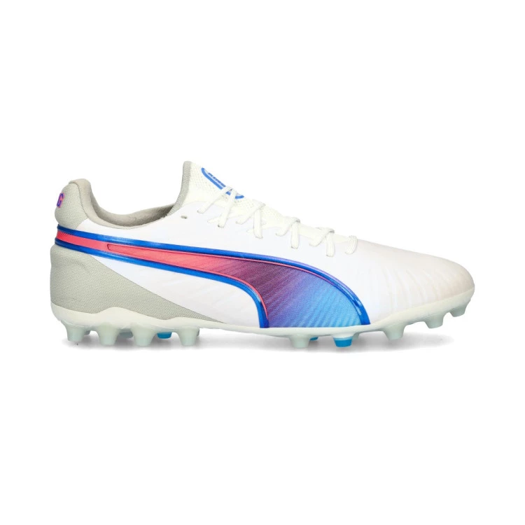 bota-puma-king-ultimate-mg-white-bluemazing-flat-light-gray-sunset-glow-1