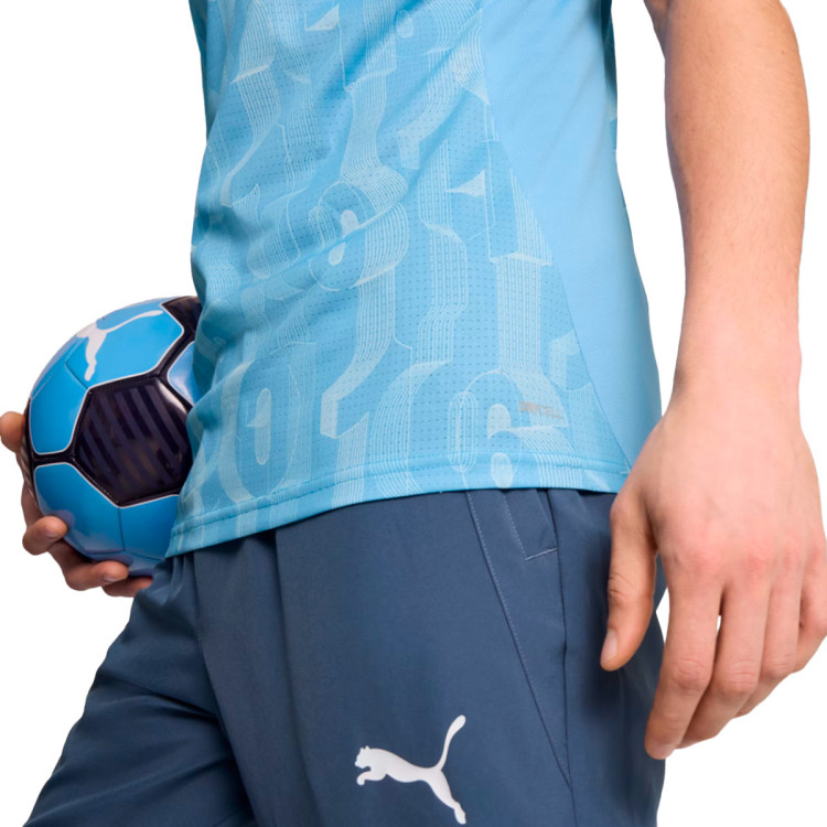 camiseta-puma-manchester-city-pre-match-2024-2025-team-light-blue-white-3