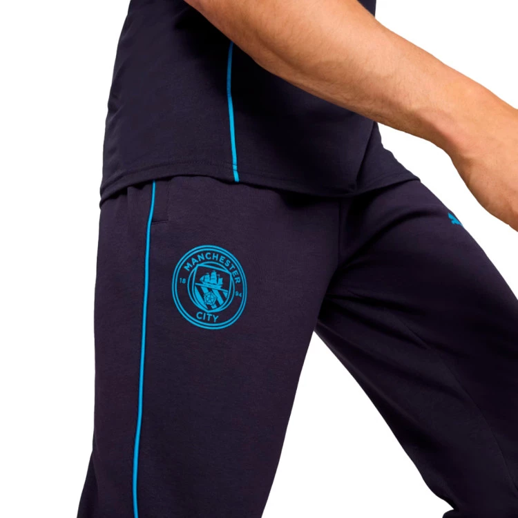 pantalon-largo-puma-manchester-city-fanswear-2024-2025-new-navy-magic-blue-2