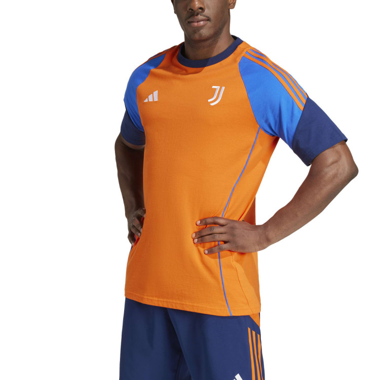 camiseta-adidas-juventus-training-2024-2025-team-orange-2