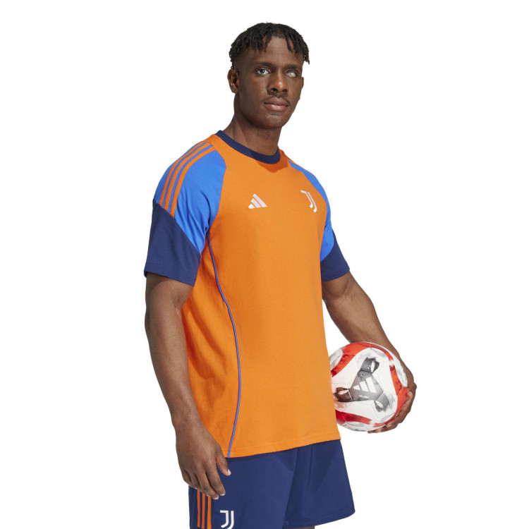 camiseta-adidas-juventus-training-2024-2025-team-orange-5