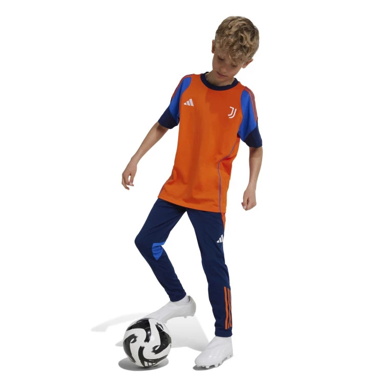 camiseta-adidas-juventus-training-2024-2025-nino-team-orange-4