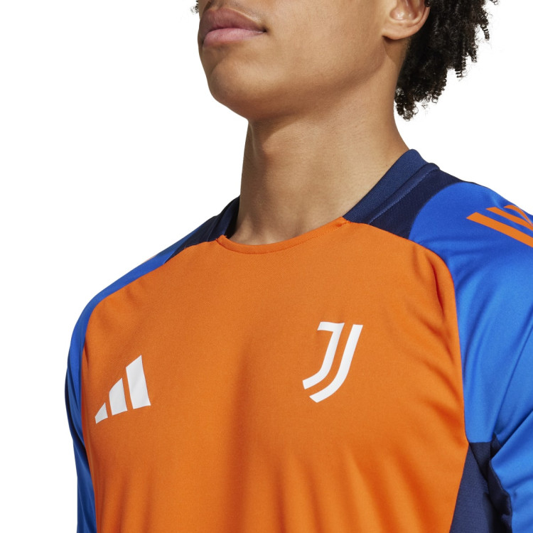 camiseta-adidas-juventus-training-2024-2025-team-orange-3