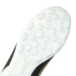 OUTSOLE-3