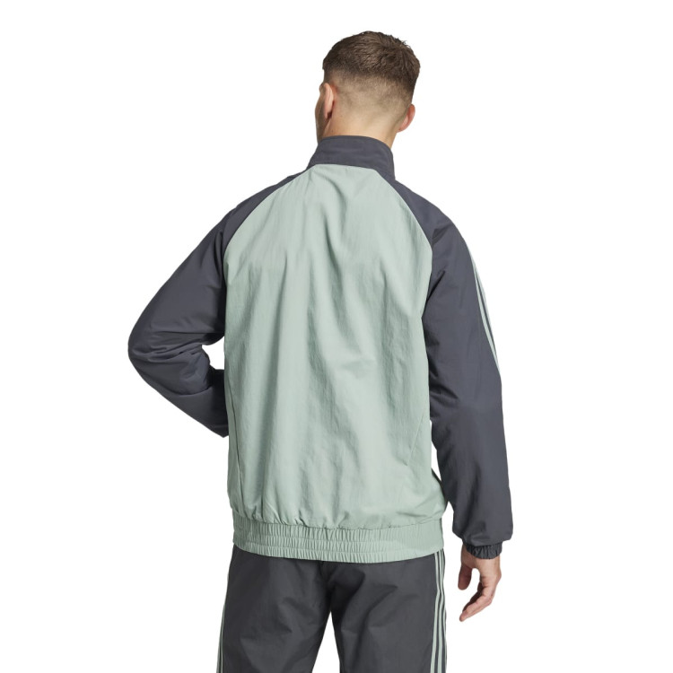 chaqueta-adidas-real-madrid-fanswear-2024-2025-carbon-silver-green-1