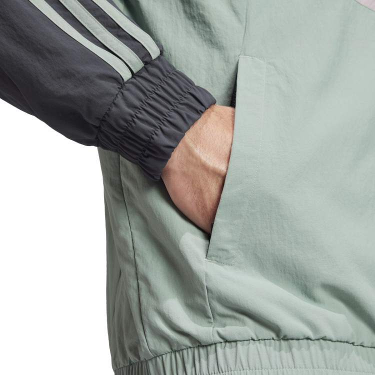 chaqueta-adidas-real-madrid-fanswear-2024-2025-carbon-silver-green-3