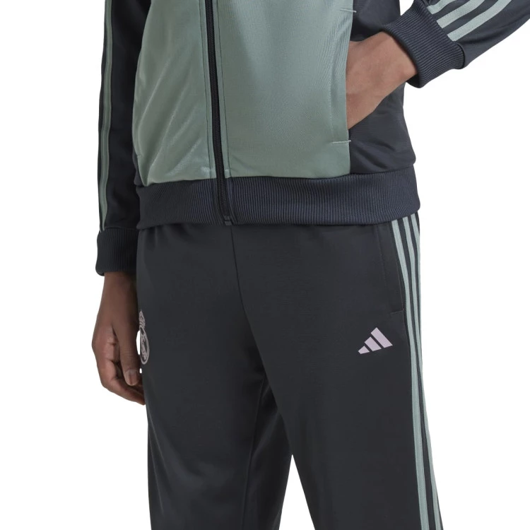 chandal-adidas-real-madrid-fanswear-2024-2025-nino-carbon-3