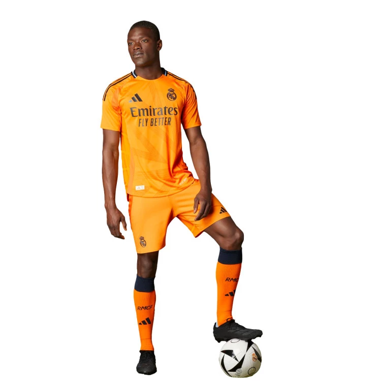 camiseta-adidas-real-madrid-segunda-equipacion-authentic-2024-2025-crew-orange-4