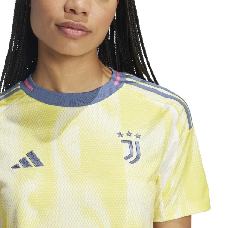 camiseta-adidas-juventus-segunda-equipacion-2024-2025-mujer-pure-sulfur-3