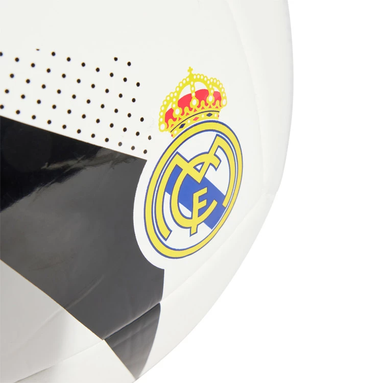 balon-adidas-real-madrid-2024-2025-white-black-sky-tint-3