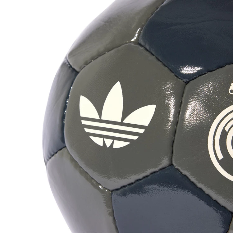 balon-adidas-real-madrid-2024-2025-charcoal-dark-grey-putty-mauve-2