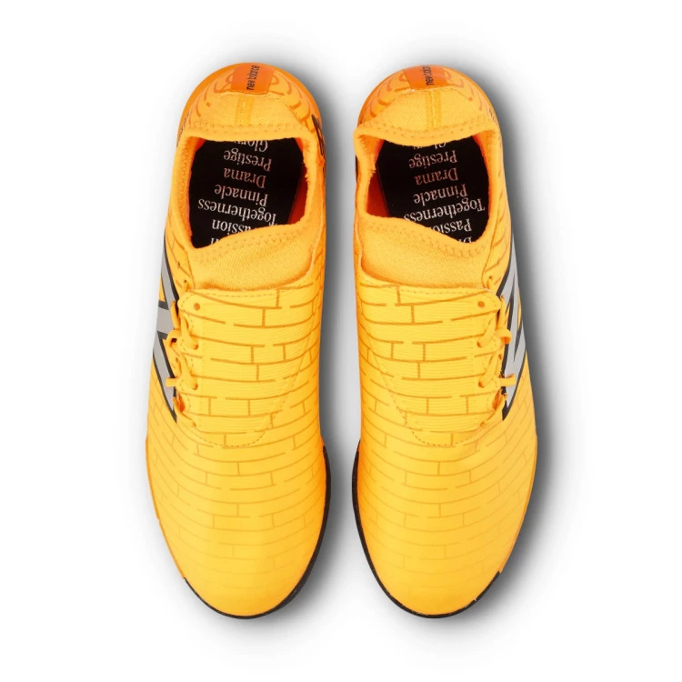 bota-new-balance-furon-dispatch-turf-v7-naranja-5