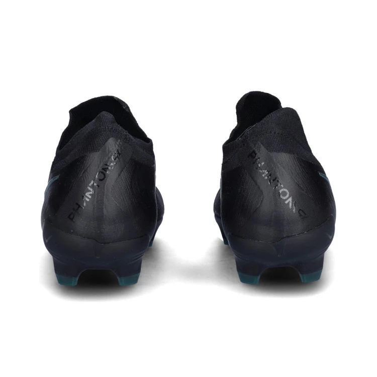 bota-nike-phantom-gx-ii-pro-fg-negro-4