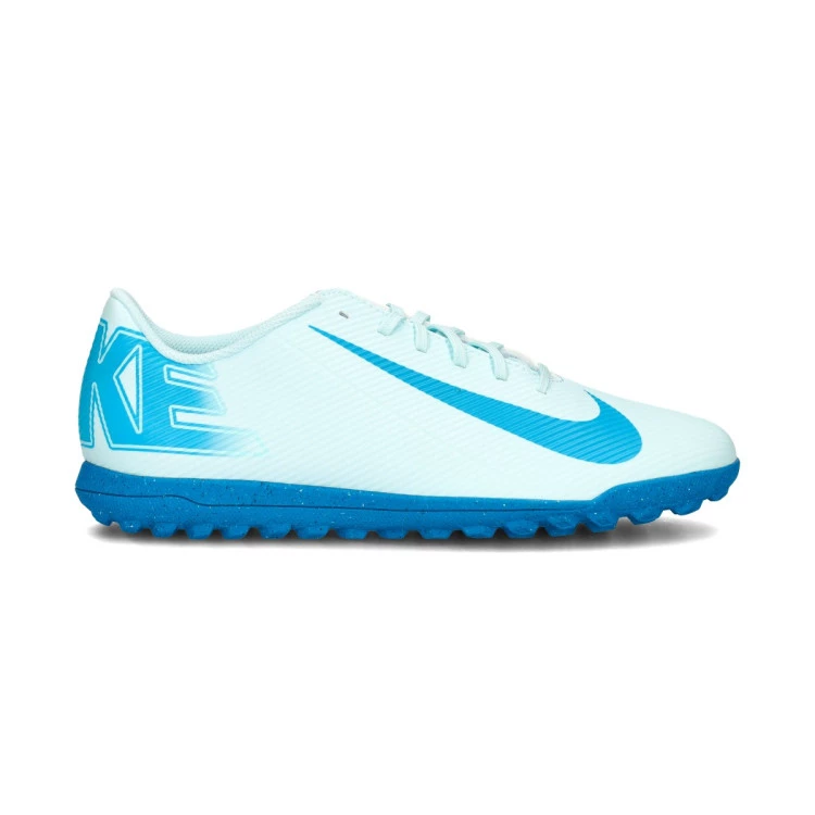 bota-nike-mercurial-vapor-16-club-turf-azul-cielo-1