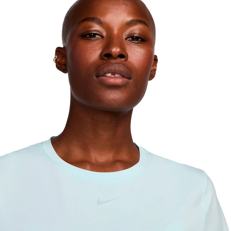 camiseta-nike-w-nk-one-classic-df-ss-top-glacier-blue-black-2