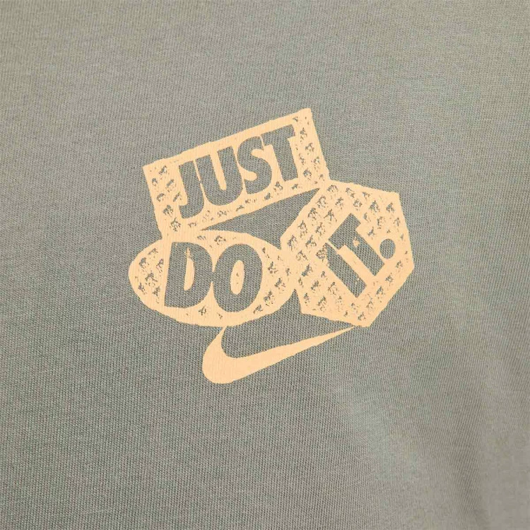 camiseta-nike-fitness-dark-stucco-2