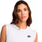 Camiseta Nike Club Small Logo Mujer