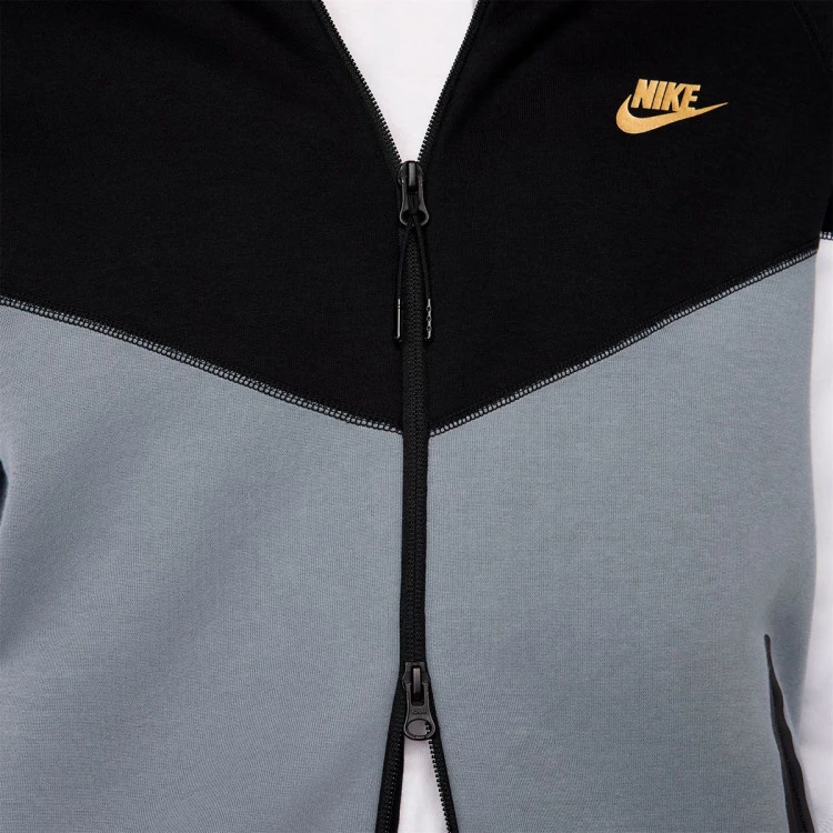 chaqueta-nike-tech-fleece-windrunner-black-cool-grey-white-metallic-gold-2