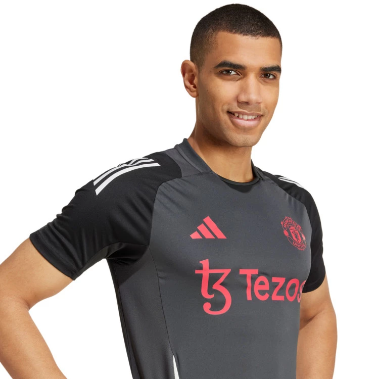 camiseta-adidas-manchester-united-training-2024-2025-carbon-black-2