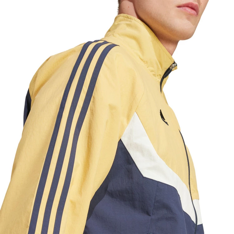 chaqueta-adidas-juventus-fanswear-2024-2025-oat-4