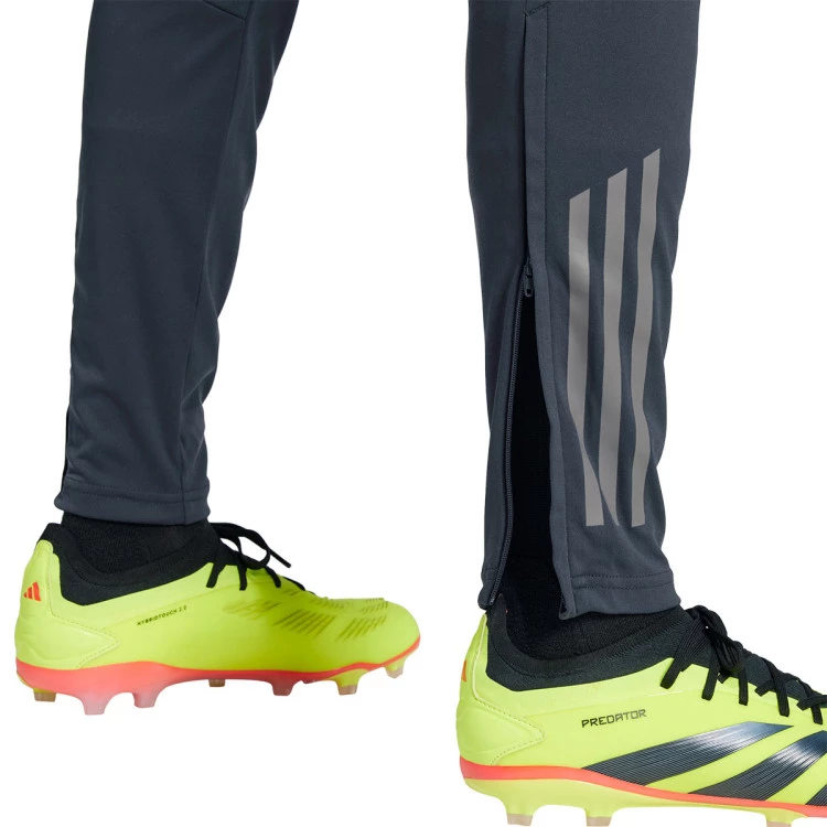 pantalon-largo-adidas-real-madrid-training-2024-2025-dark-grey-charcoal-putty-mauve-4