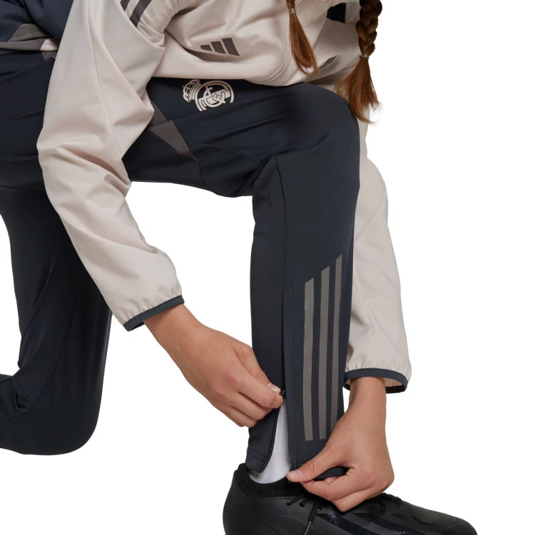 pantalon-largo-adidas-real-madrid-training-2024-2025-nino-putty-mauve-dark-grey-charcoal-1