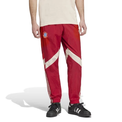 Pantaloni  FC Bayern Fanswear 2024-2025