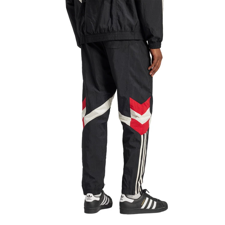 pantalon-largo-adidas-manchester-united-fanswear-2024-2025-black-red-1