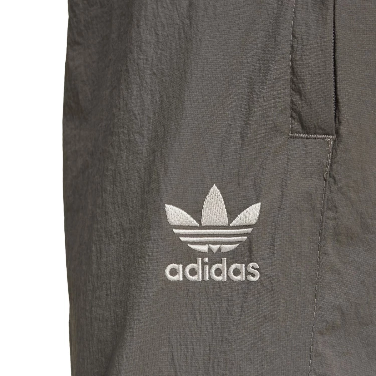 pantalon-largo-adidas-real-madrid-fanswear-2024-2025-charcoal-dark-grey-5