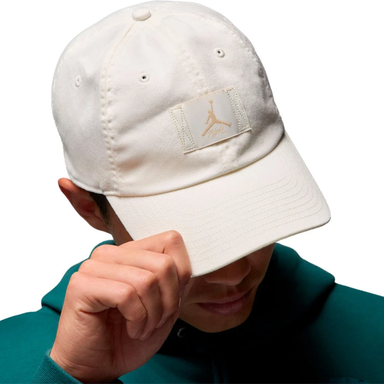 gorra-jordan-club-sail-sail-legend-lt-brown-2