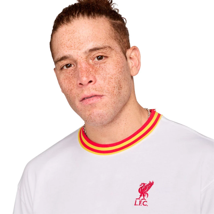 camiseta-nike-liverpool-fc-fanswear-2024-2025-white-2