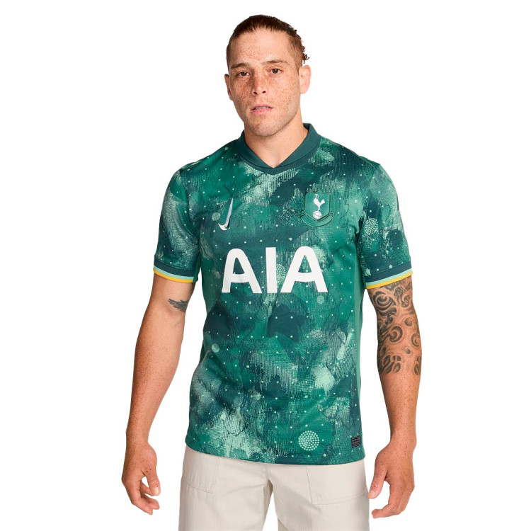 Troisième kit Tottenham 2024-2025