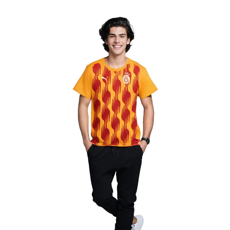 camiseta-puma-galatasaray-pre-match-2024-2025-intense-orange-red-rhythm-0