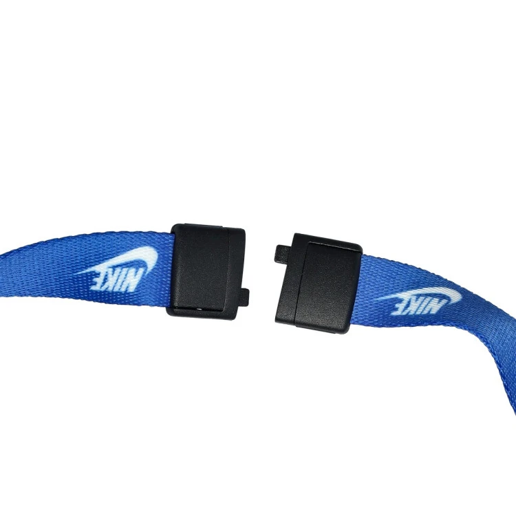 llavero-nike-club-lanyard-azul-electrico-2