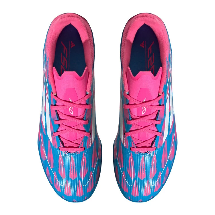 bota-adidas-f50-league-turf-solar-blue-white-solar-pink-4