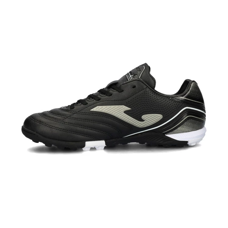 bota-joma-aguila-turf-negro-blanco-2