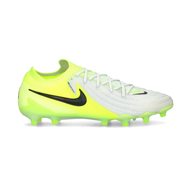 bota-nike-phantom-gx-ii-elite-ag-pro-mtlc-silver-black-volt-1