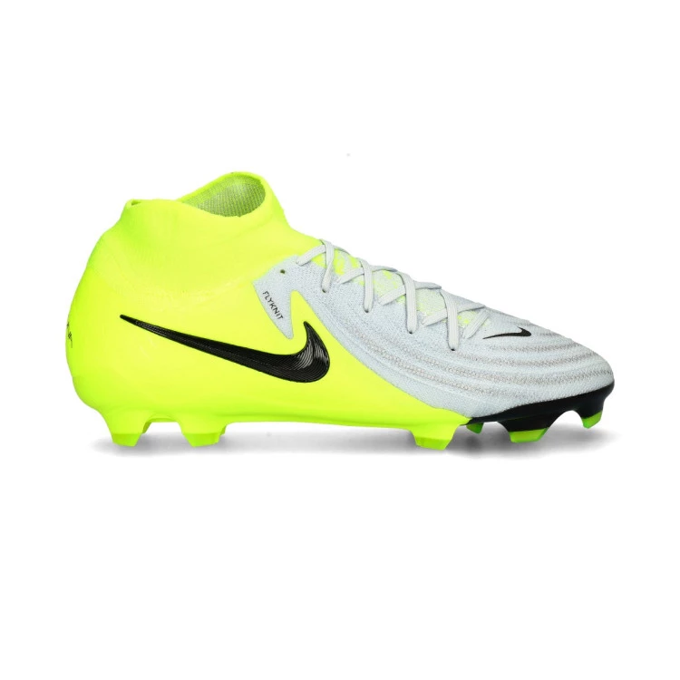 bota-nike-phantom-luna-ii-pro-fg-plata-1