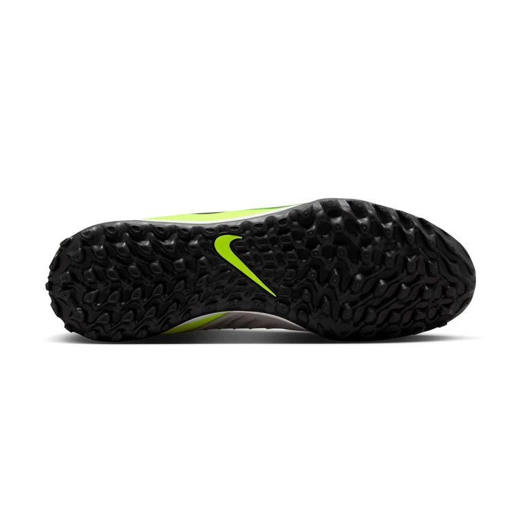 bota-nike-phantom-gx-ii-academy-turf-mtlc-silver-black-volt-3