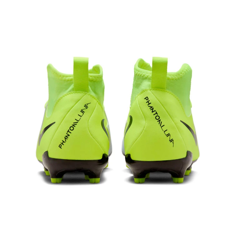 bota-nike-phantom-luna-ii-academy-fgmg-nino-mtlc-silver-black-volt-4